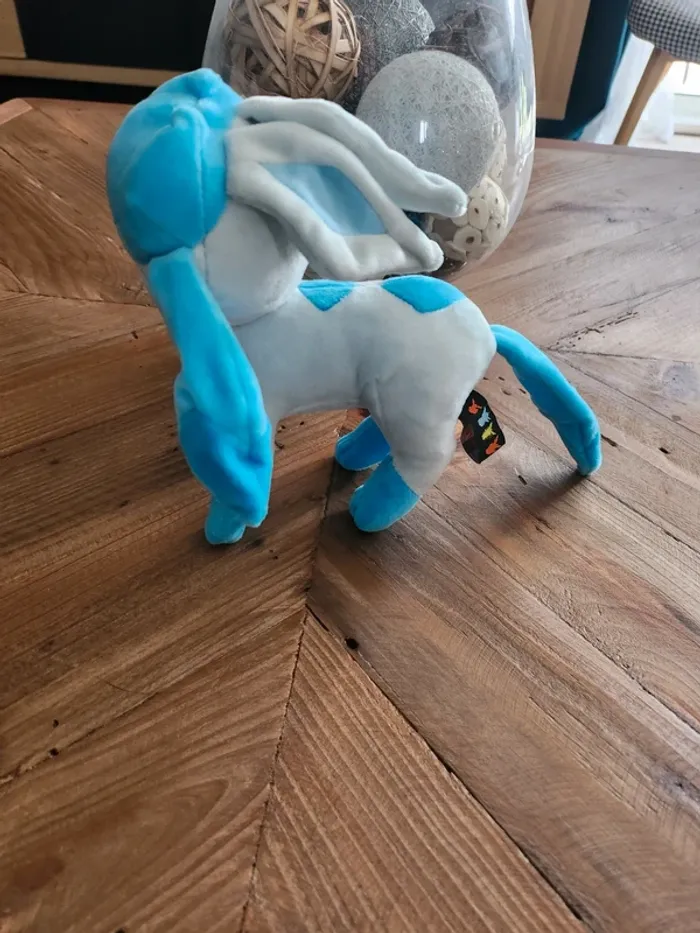 Peluche pokemon Glaceon état neuf - photo numéro 2