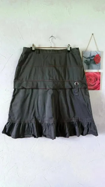 🌸 Jupe mi-longue, taille 44