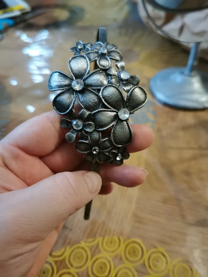 Diadème fleur en métal