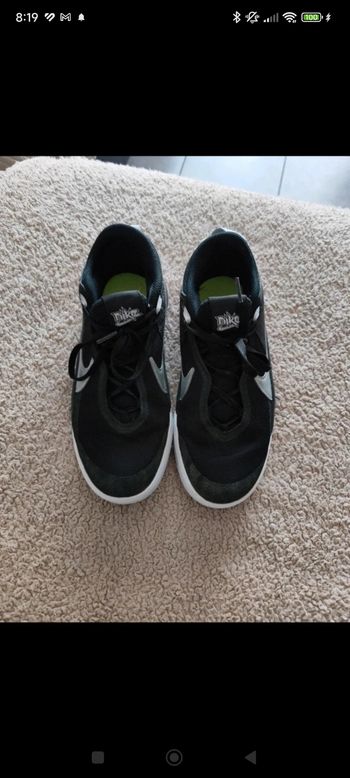 Basket Nike taille 40