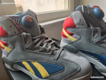 paire basket Reebok Pump  Shaq Attaq Man of Steel Superman neuve 42,5