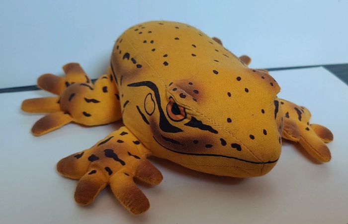 Peluche Grenouille jaune/noir El savador - photo numéro 2