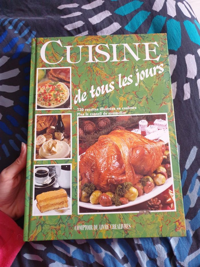 Magnifique gd livre cuisine tbe