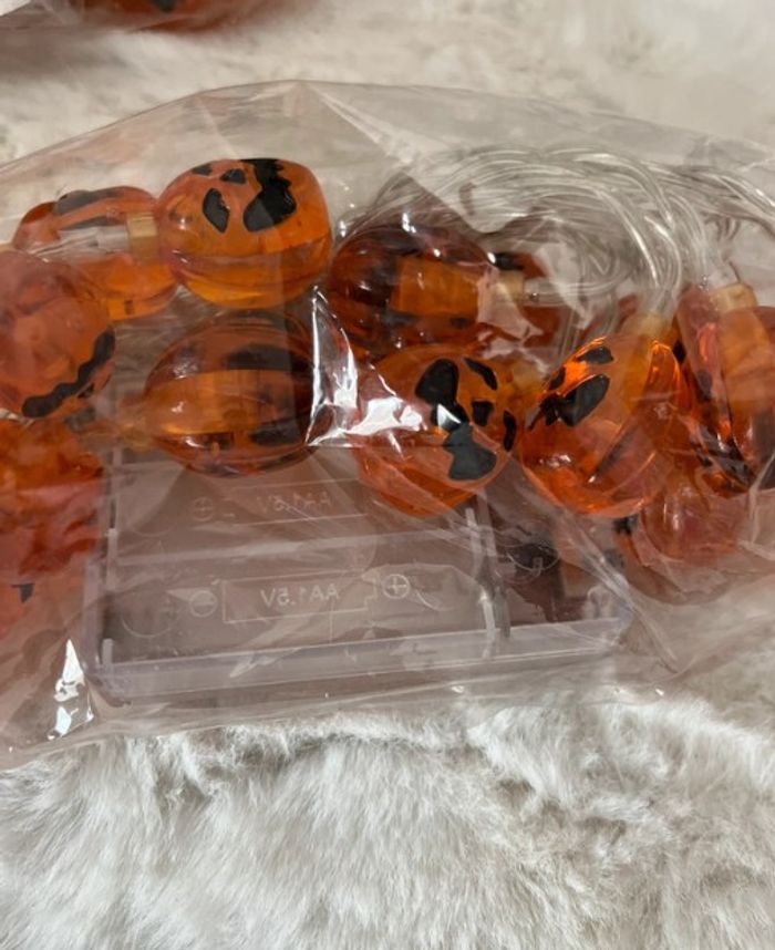 Lot 2 Guirlandes citrouilles lumineuses 2 mètres, Halloween lumineuses 20 LED extérieure et intérieu - photo numéro 3