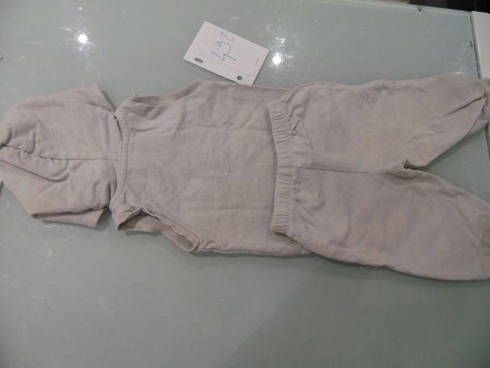 ensemble 18 mois Disney 101 dalmatiens - photo numéro 2