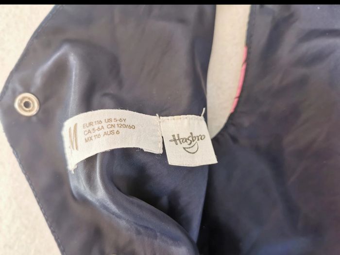 Magnifique robe 👸 tulle et sequins, little poney, H&M, 6ans - photo numéro 7