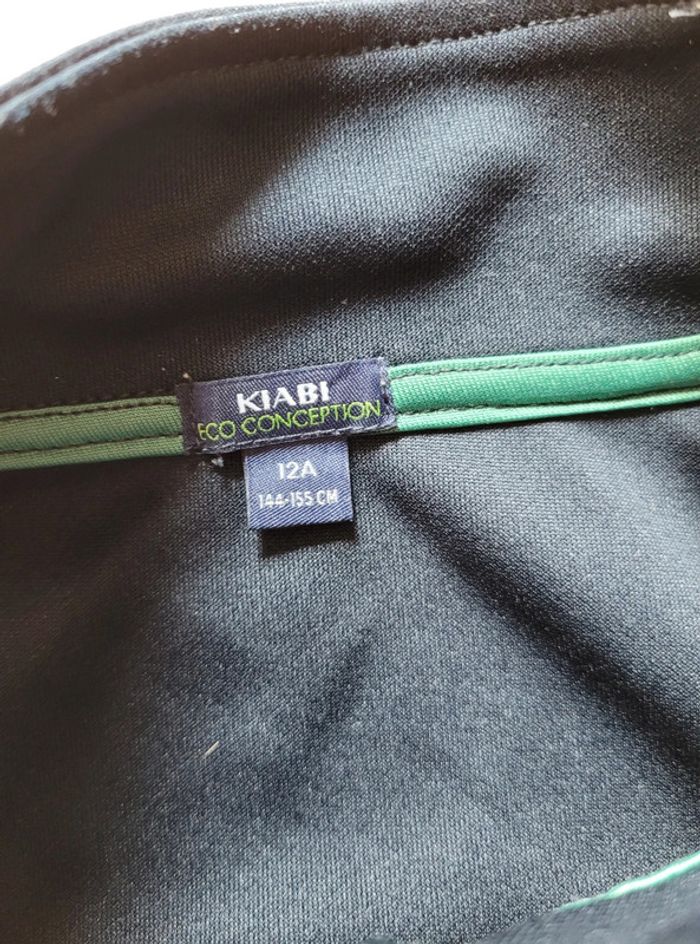 🌸 Tres joli lot de sport 🌸 taille 12 ans - photo numéro 3