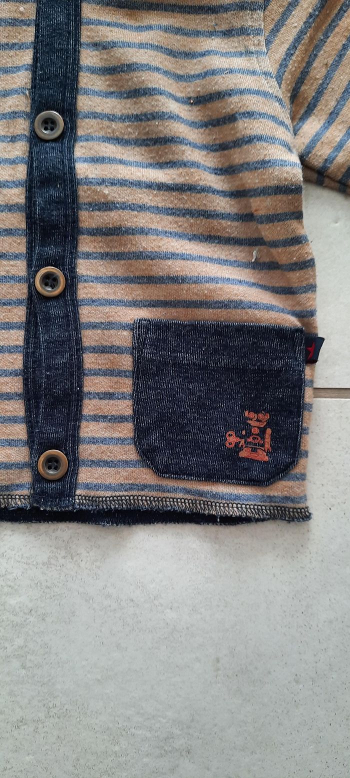 Gilet fin rayé - photo numéro 2