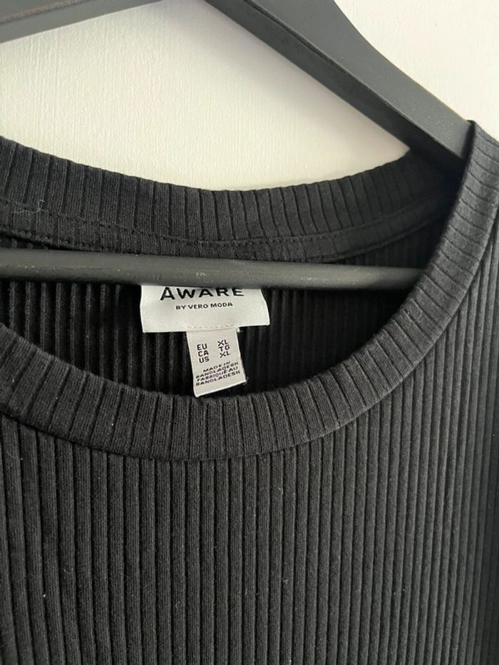 robe noire bride épaisses - photo numéro 4