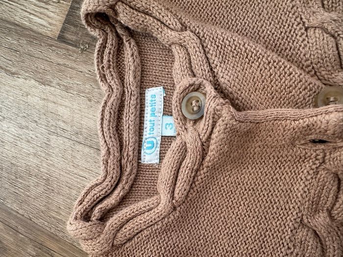 - Gilet U tout petits   - 3 mois - Très bon état - photo numéro 2
