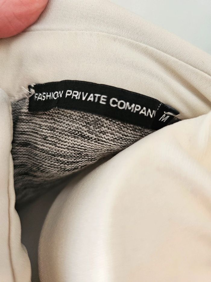 T-shirt taille M - photo numéro 3