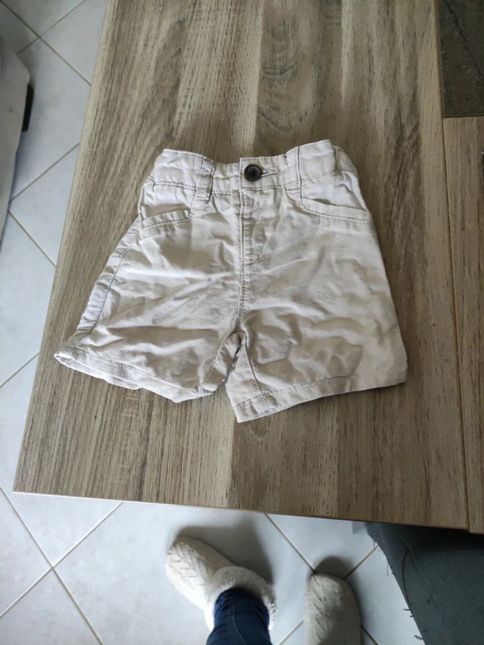 Short 6 mois