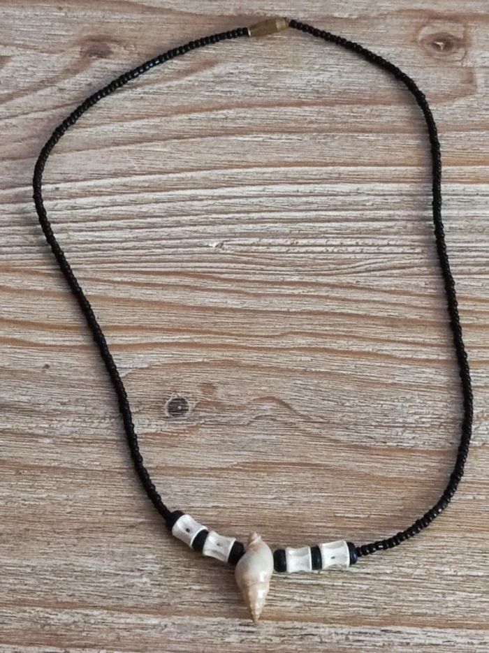 Collier coquillage