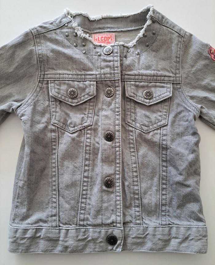 Veste en jean gris clair fille 4 ans TBE - photo numéro 5