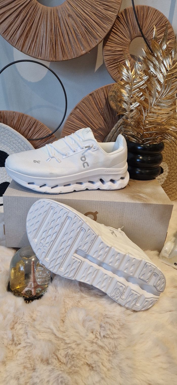 On cloudt Taille 37 - photo numéro 8