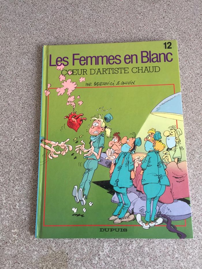 Lot de 5 BD Femmes en Blanc - photo numéro 4