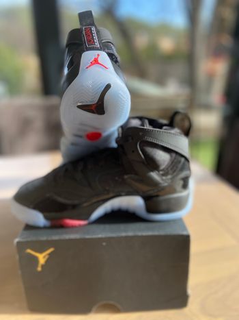 Vends magnifique paire de Jordan Jumpman Two Trey en taille 38 EU (5.5Y).