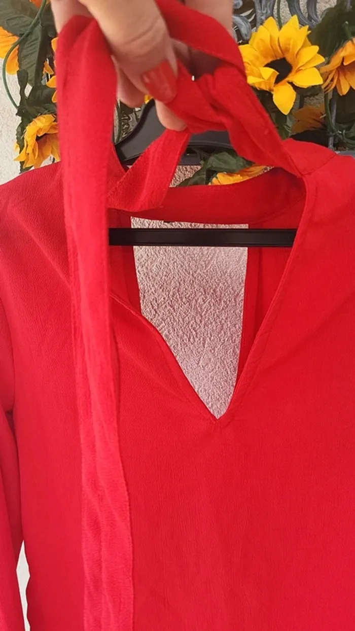 Top rouge - photo numéro 2