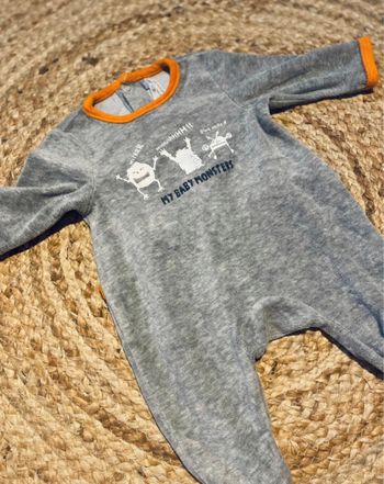 Pyjama phosphorescent 1 mois