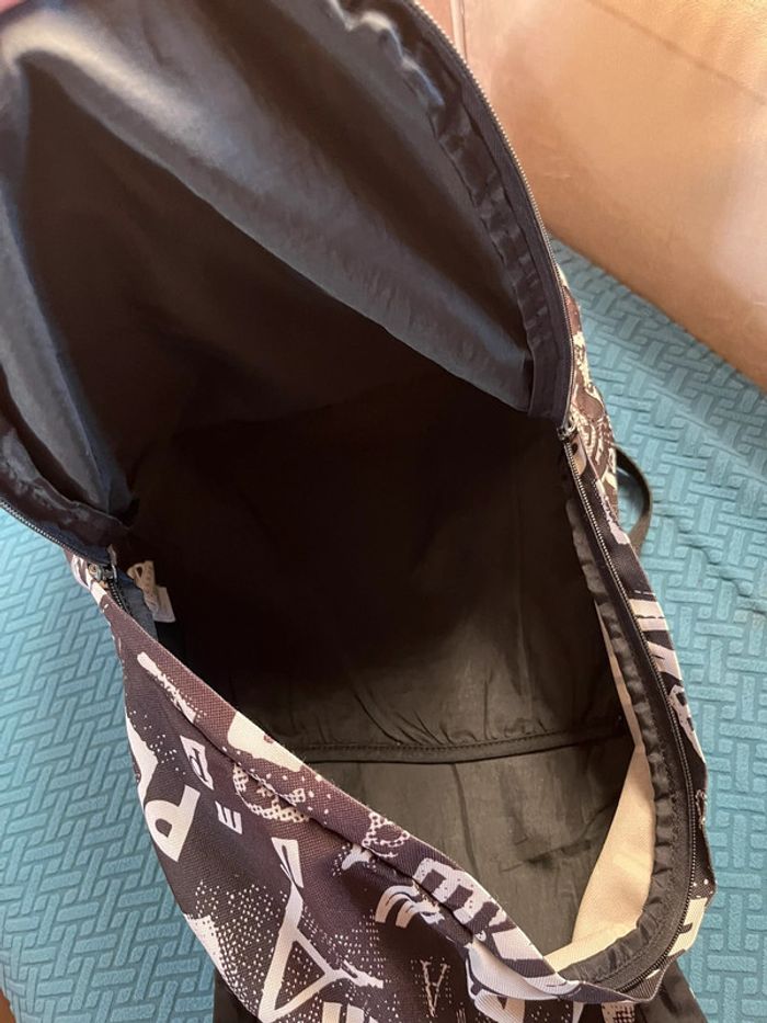 Sac à dos Puma noir « chaud » et blanc - photo numéro 6