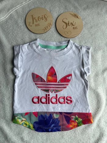 T-shirt adidas