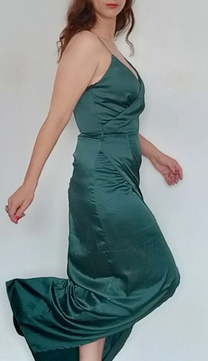 Robe de soirée longue en satin taille 38 - photo numéro 6