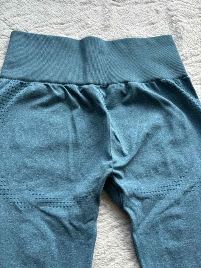 Ensemble Gymshark Vital Seamless – Brassière Legging taille haute Bleu Turquoise M/38– Comme Neuf - photo numéro 16