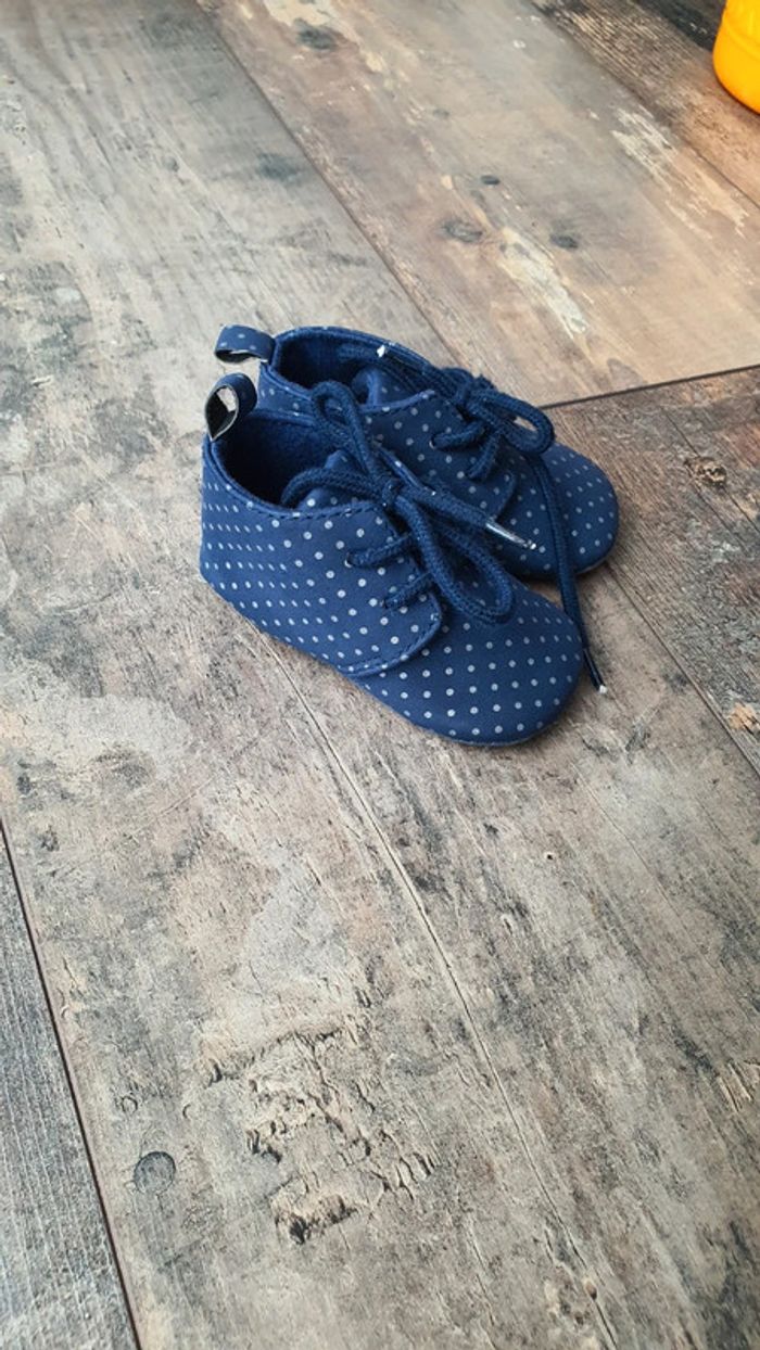 Très belle paire de chaussures gemo taille 18 en excellent état - photo numéro 2