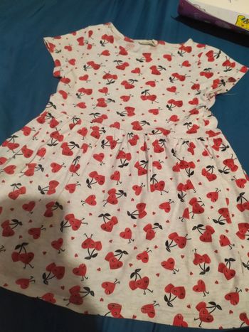 Robe manches courtes