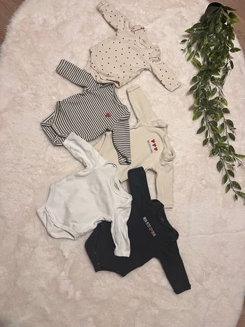 Lot de 5 bodies en 3Mois/60cm