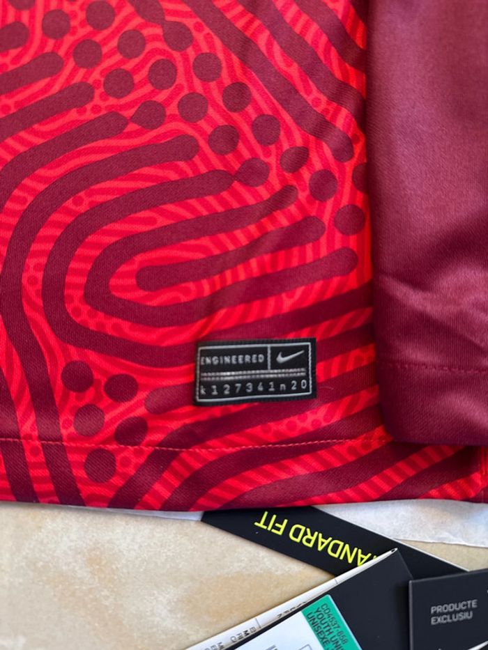 Maillot de foot Nike équipe FC Barcelone taille 13/15 ans authentique neuf - photo numéro 10