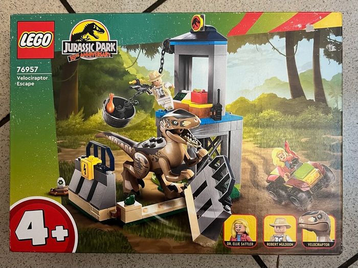 Lego 76957 Jurassic Park L'Évasion du Vélociraptor