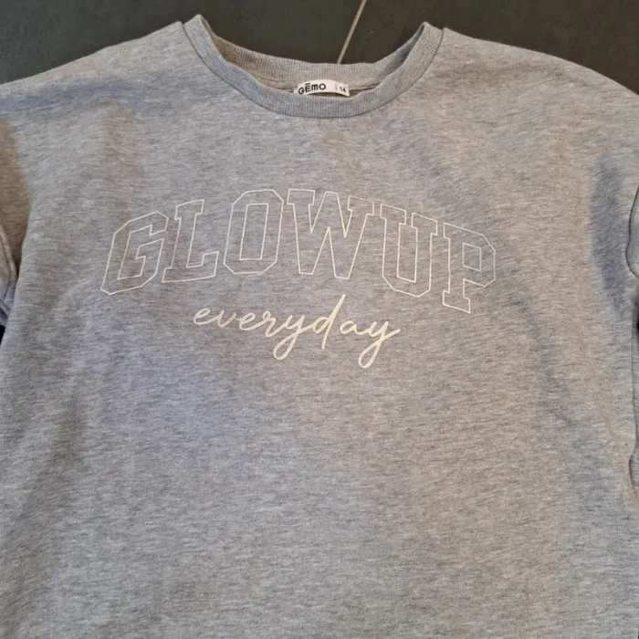 Sweat shirt court, Gémo 14 ans - photo numéro 2