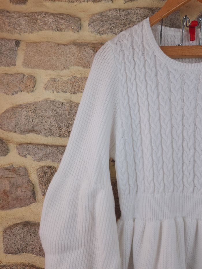 Robe pull en tricot manches lanternes blanc Femme taille 52 marque Boohoo 💎 - photo numéro 2