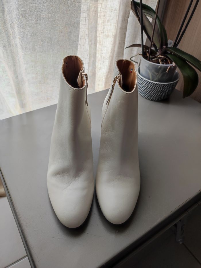 Bottines blanches NEUVES pt 39 Bocage - photo numéro 2