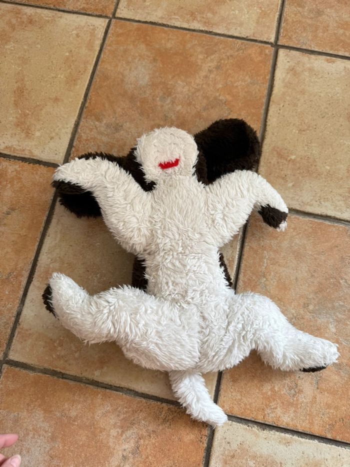 Peluche chien noir et blanc à plat - photo numéro 3