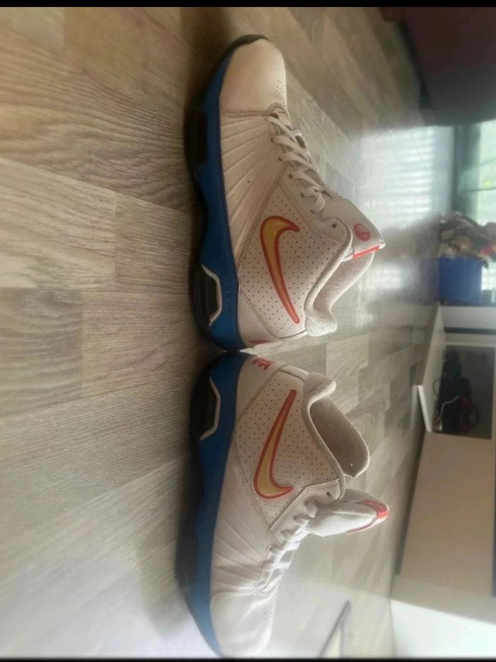 Nike 42 - photo numéro 2