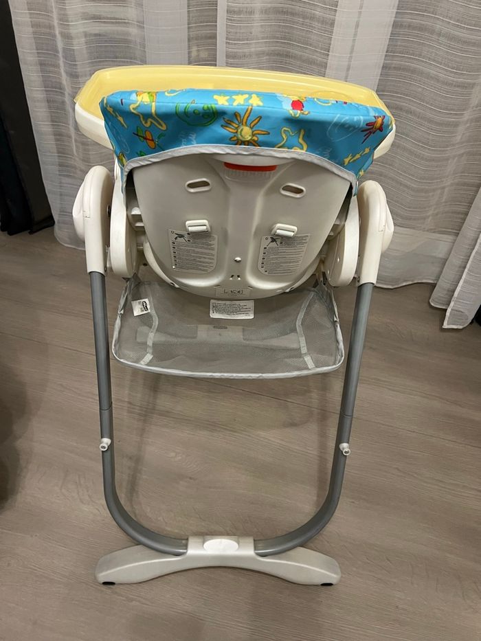 Chaise haute - photo numéro 2