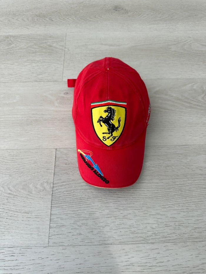Casquette Ferrari