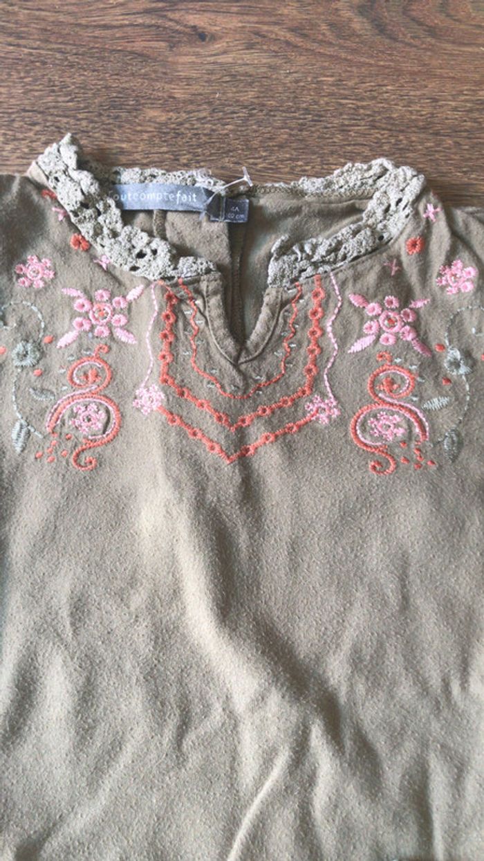 Tee-shirt kaki à broderies TCF 4 ans - photo numéro 2