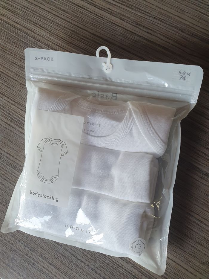 Lot de 3 bodies blancs pour bébé Name It 🖤 - photo numéro 4
