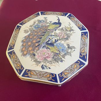 Boîte paon porcelaine