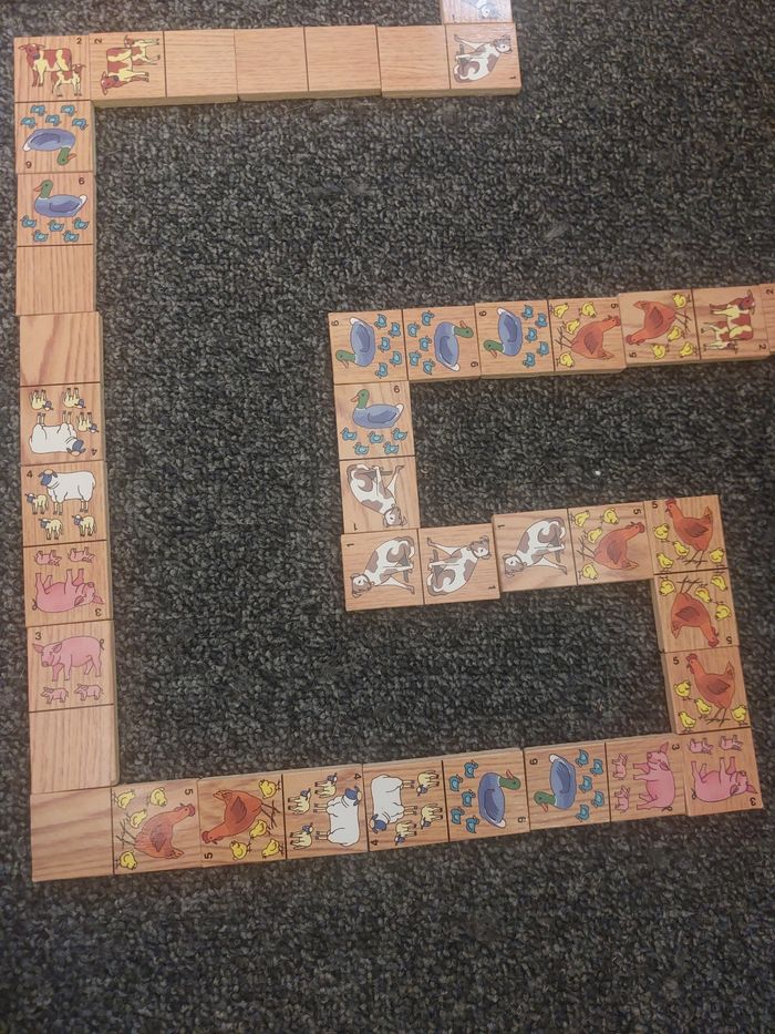 Jeu de dominos complet - photo numéro 2