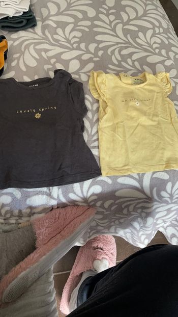 Lot 2 tee shirt fille 3 mois