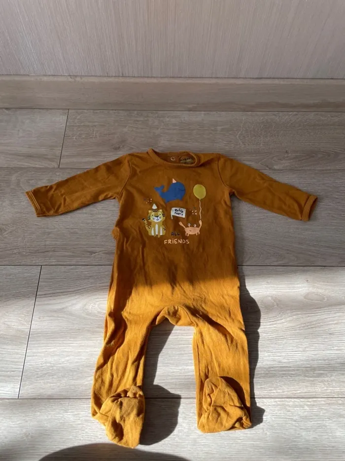 Pyjamas moutarde