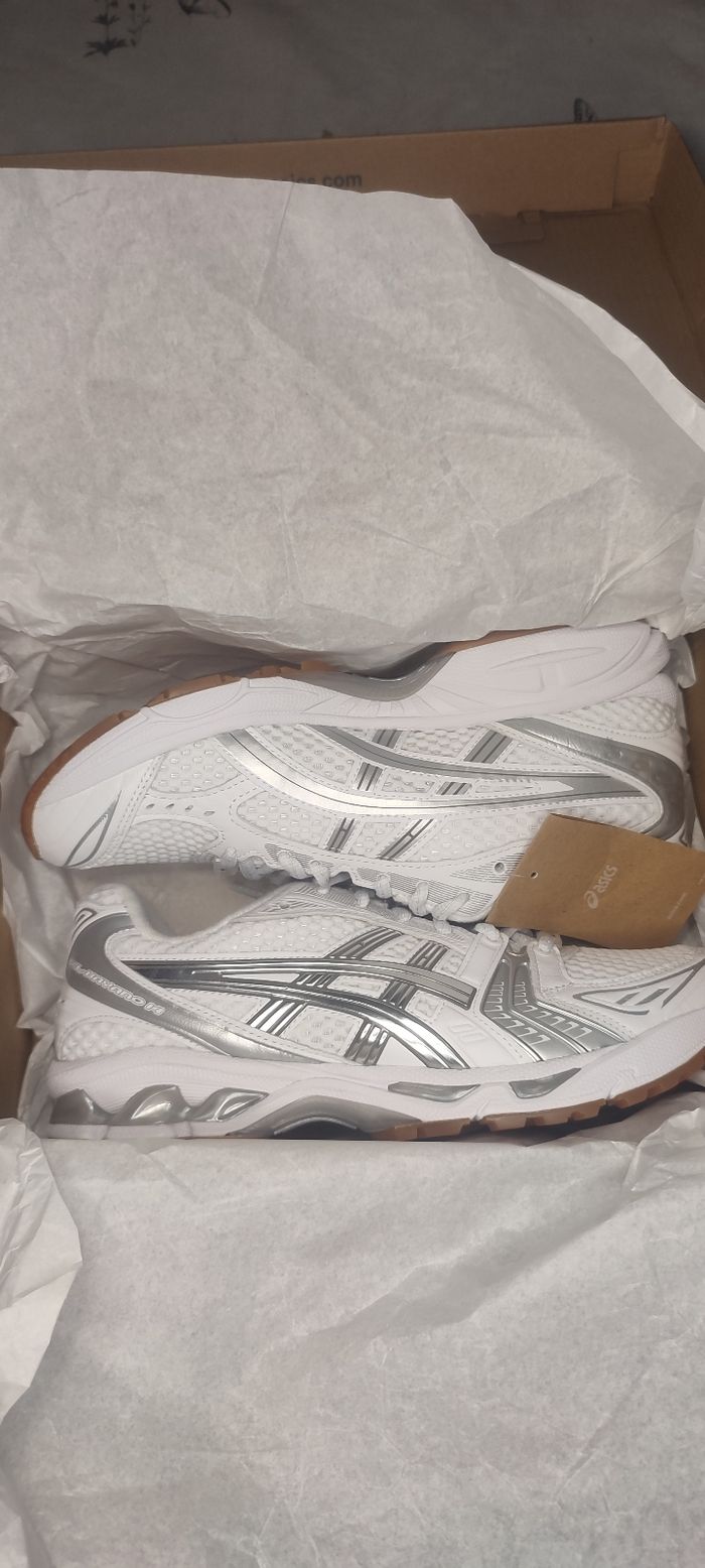 Asics A.P.C x Gel Kayano 14
