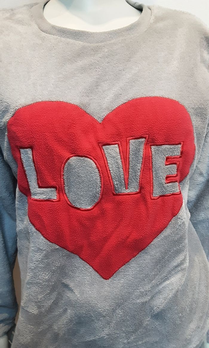 Pyjama tout doux  motif cœur/love pour femme Taille M ou 38 au - photo numéro 4