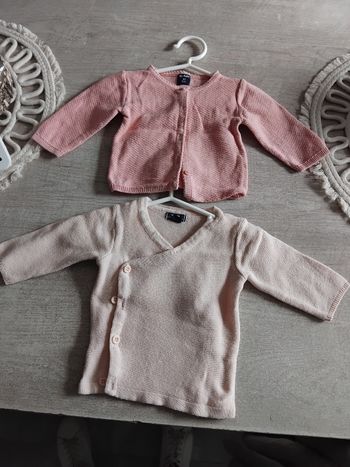 Lot de 2 gilet 1 mois