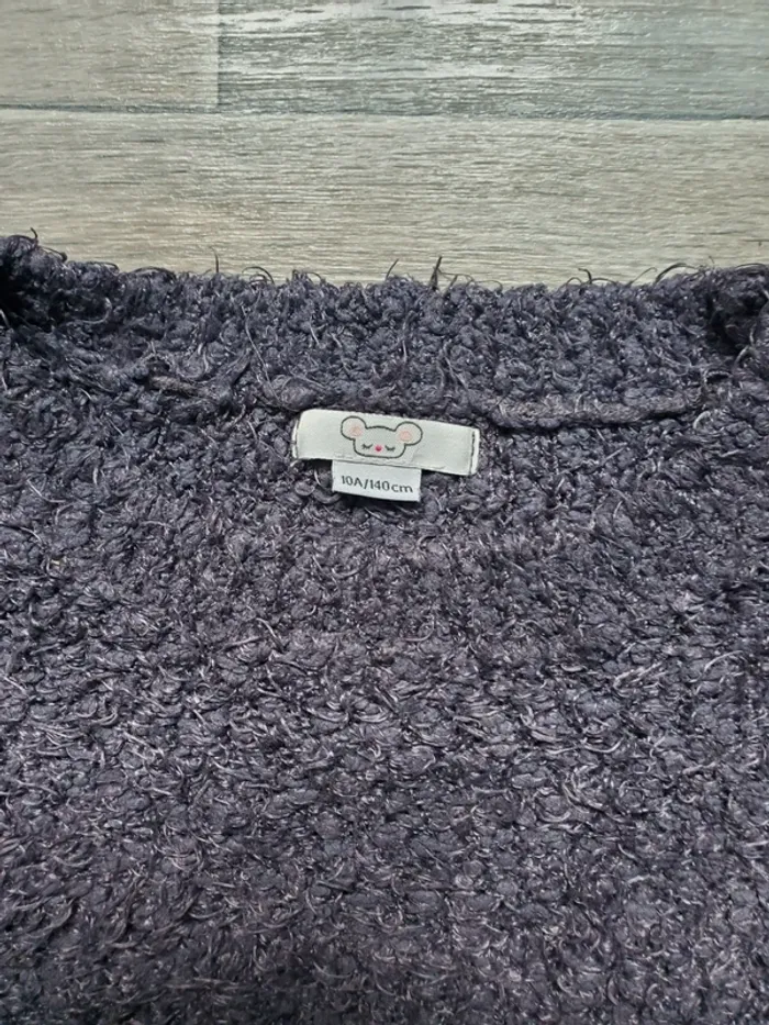 Pull taille 10 ans très bon état - photo numéro 2