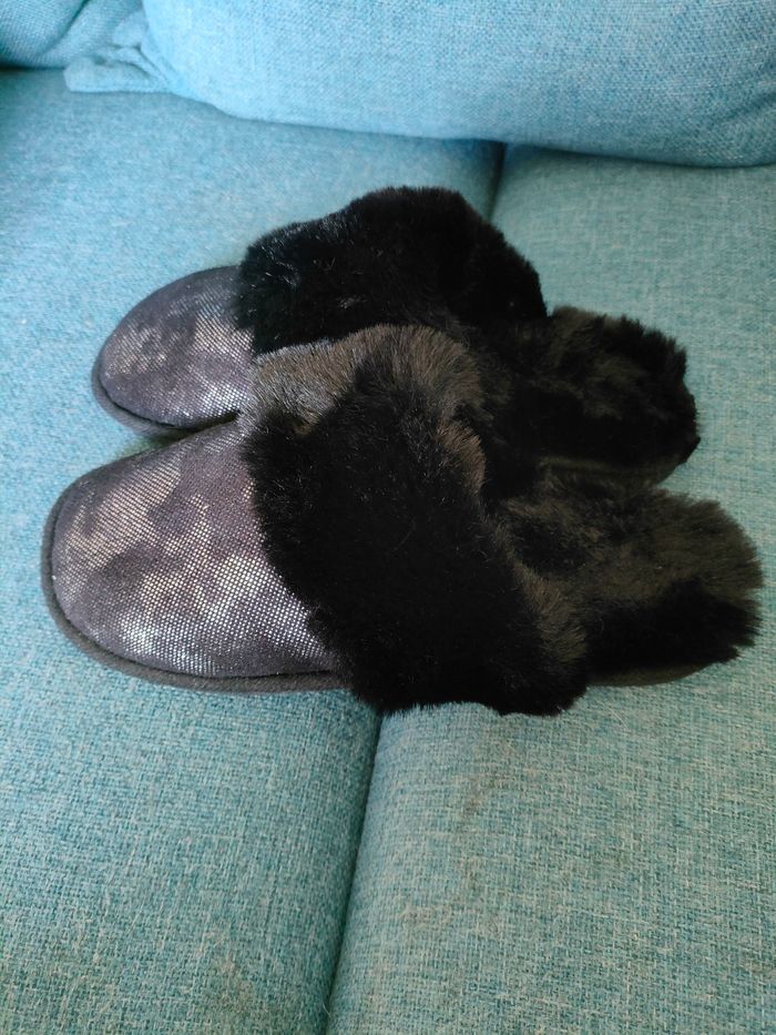 Chaussons neufs - photo numéro 2
